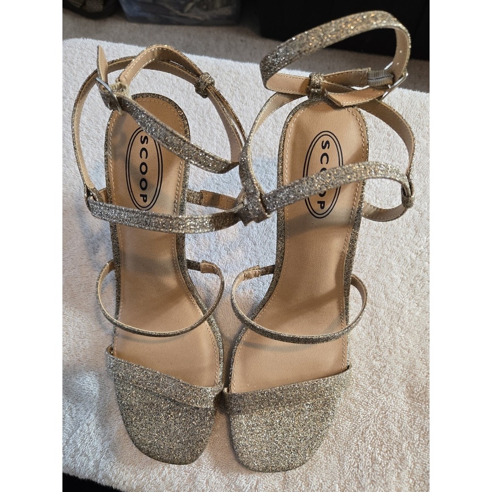Scoop Womans High Heel Sandals Size 9 1/2 Gold NWT